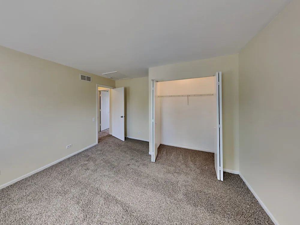 852 Carnoustie Ct #NA - Photo 2 of 6