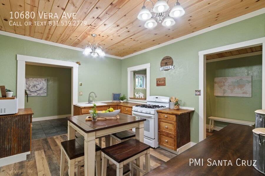 10680 Vera Ave - Photo 3 of 29