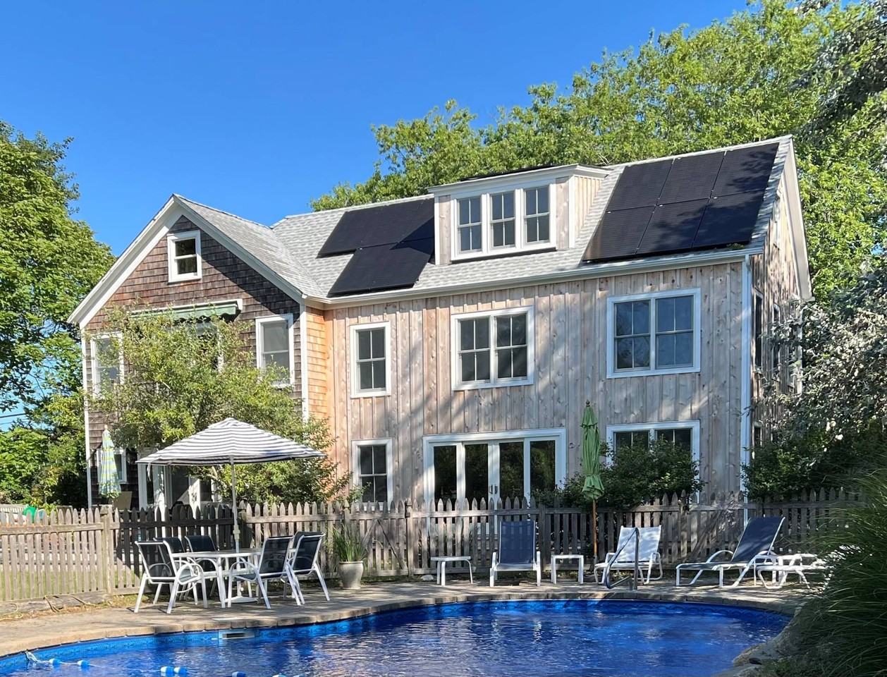 582 Montauk Hwy - Photo 2 of 28
