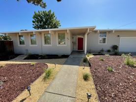 864 Menker Ave - Photo 1 of 1