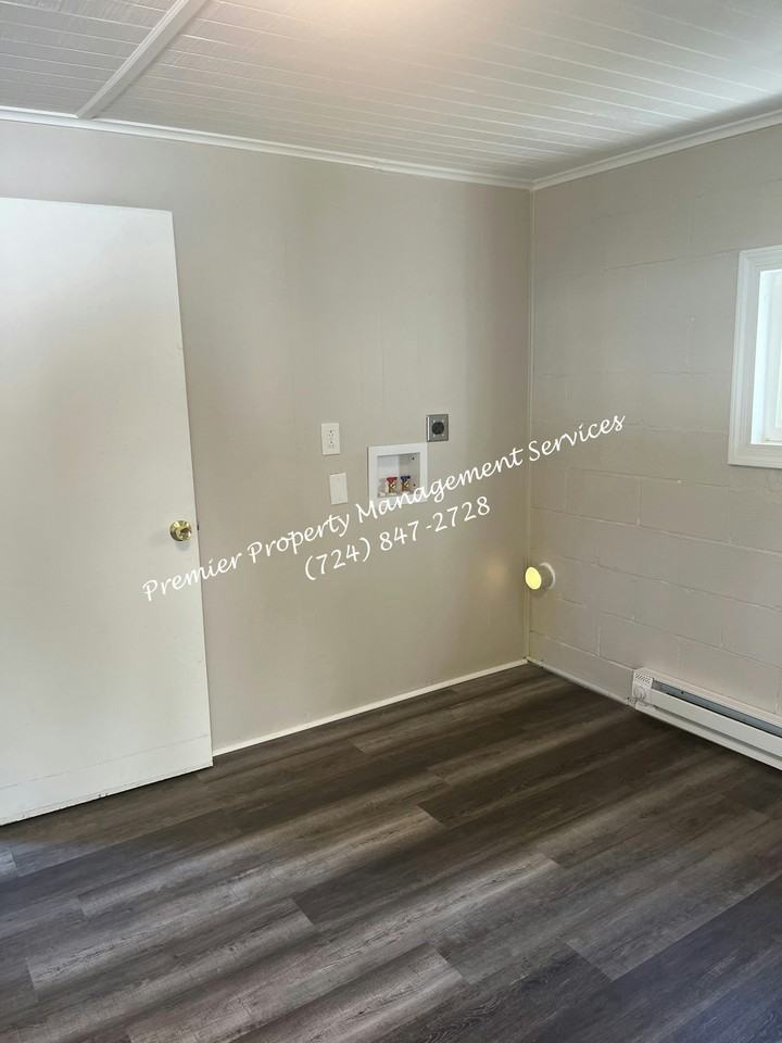 2727 9th Avenue - Photo 3 of 26