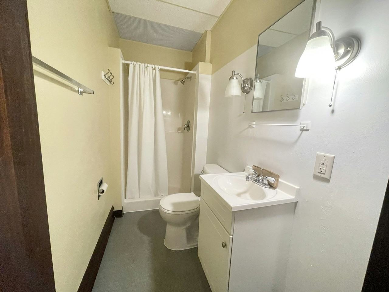 1 South Minnesota Street, Unit 2 - Photo 3 of 12