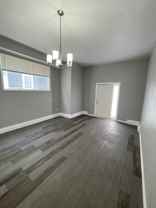 339 W32 - Photo 1 of 1