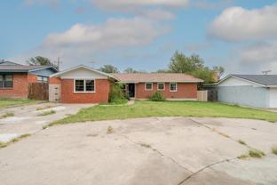 1703 Pecos St - Photo 1 of 1
