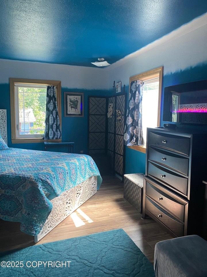 1518 Atkinson Dr - Photo 4 of 19