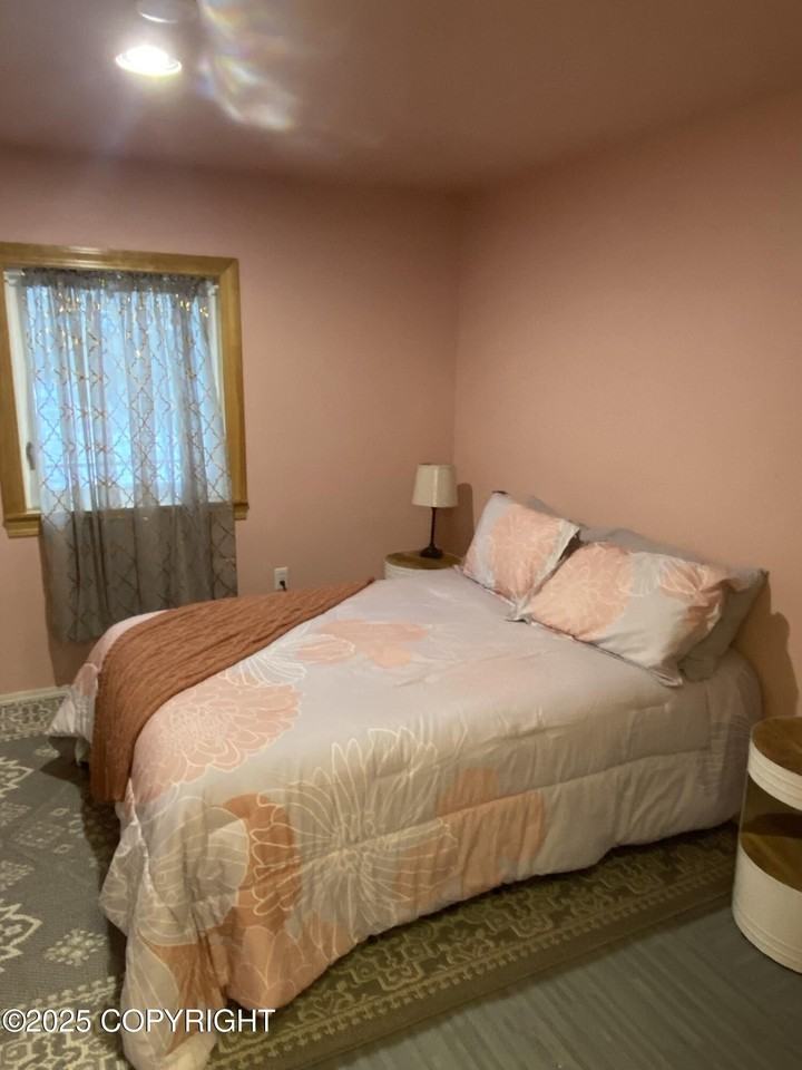 1518 Atkinson Dr - Photo 5 of 19