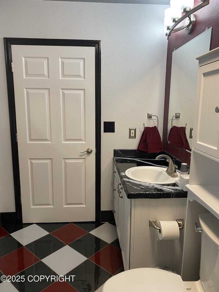 1518 Atkinson Dr - Photo 7 of 19