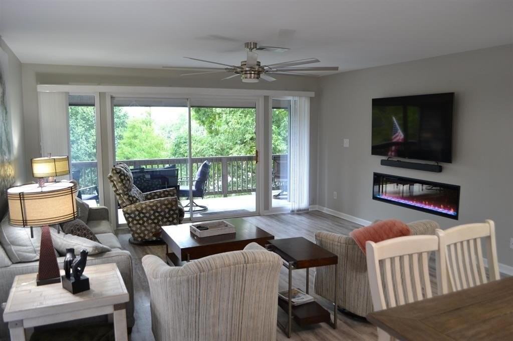 200 Hamilton Oaks Dr - Photo 4 of 24