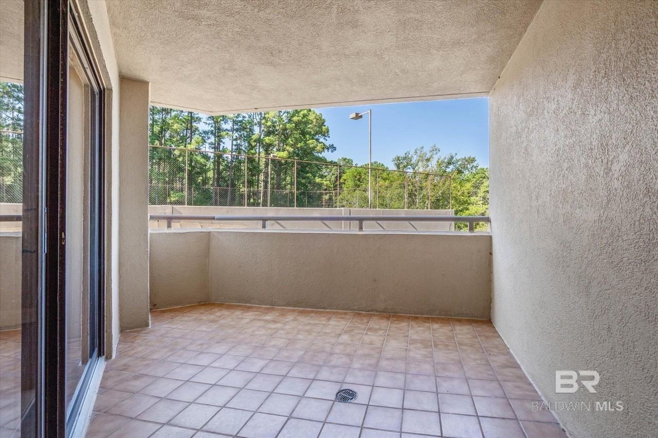 100 Tower Dr #1D - Photo 4 of 22