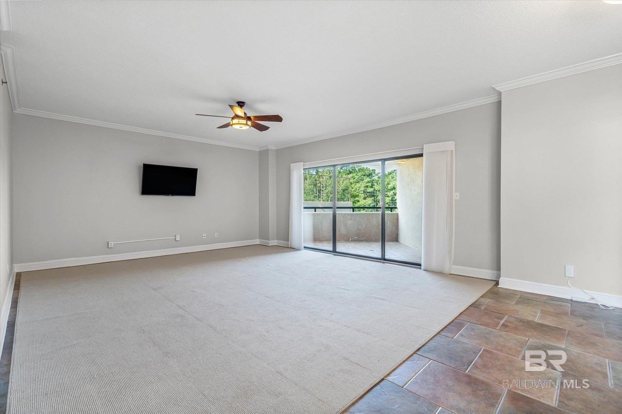 100 Tower Dr #1D - Photo 6 of 22