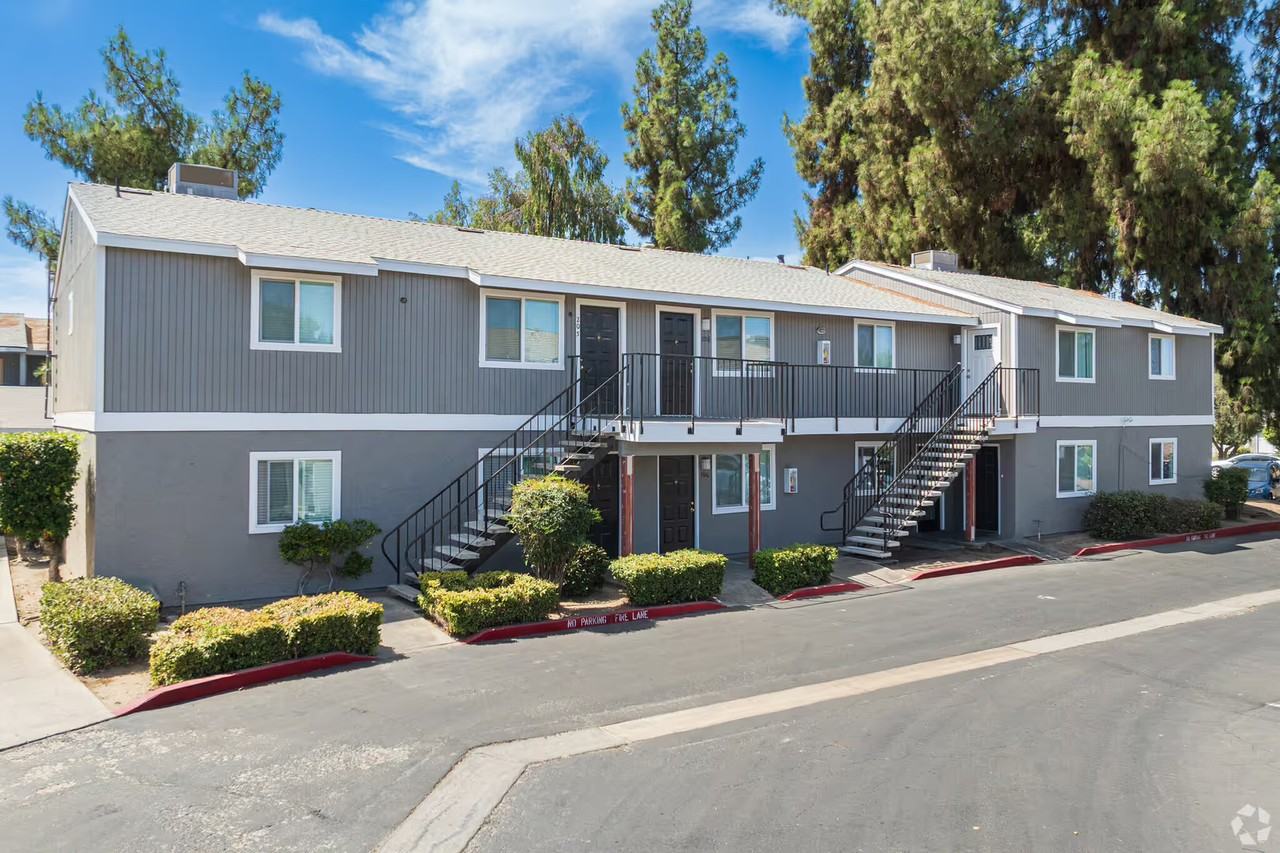 Maplewood Apartments - Photo 5 of 19