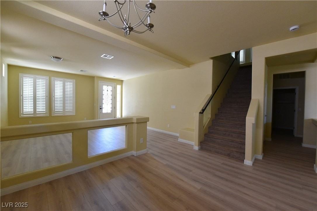 9735 Panther Hollow St - Photo 5 of 24