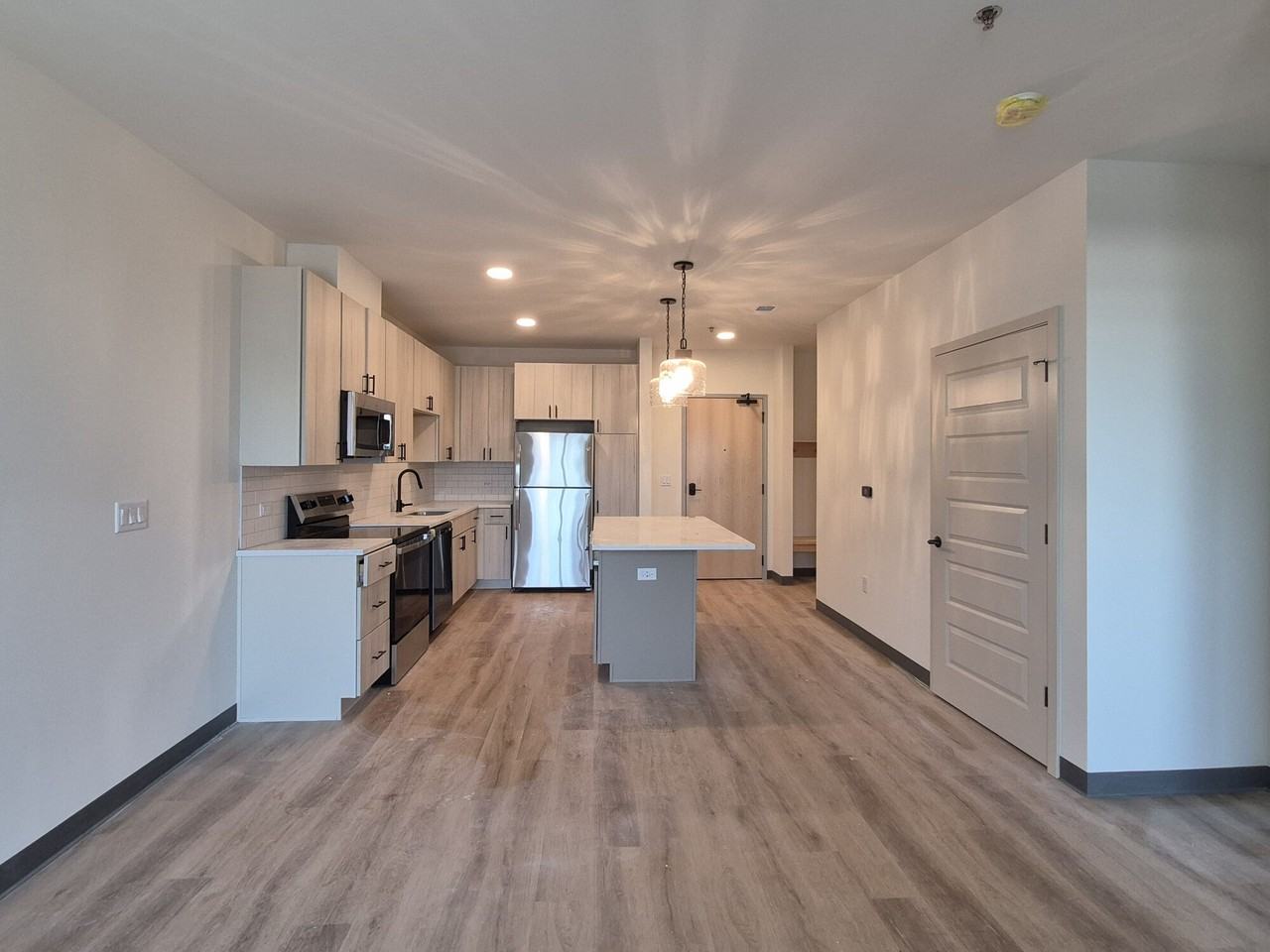 Fox Hill Senior Living - Photo 3 of 8