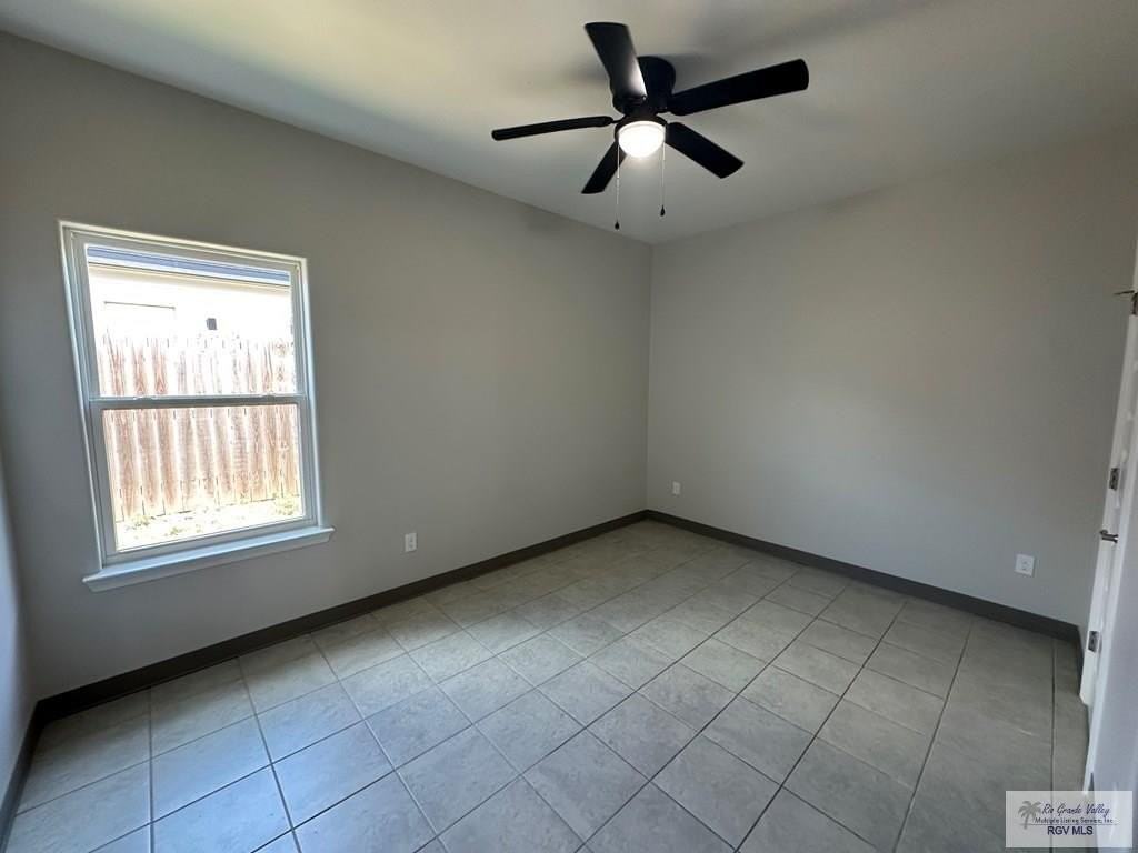 2326 S Valley Cir #B - Photo 5 of 10