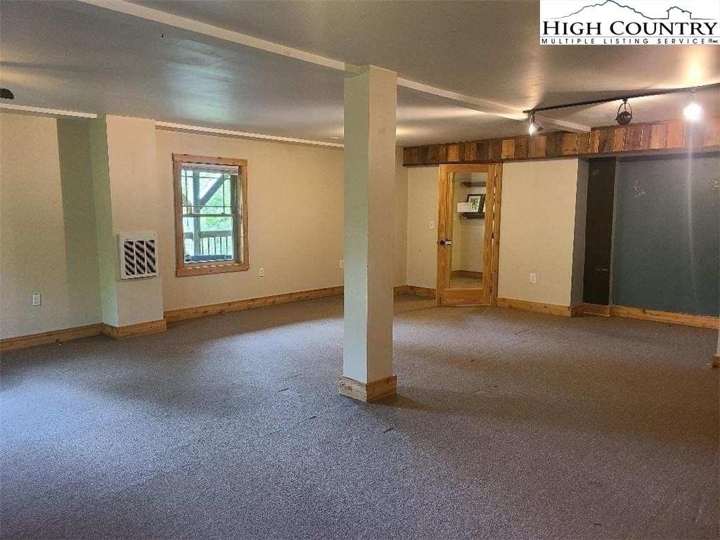 2780 Tynecastle Hwy - Photo 5 of 10