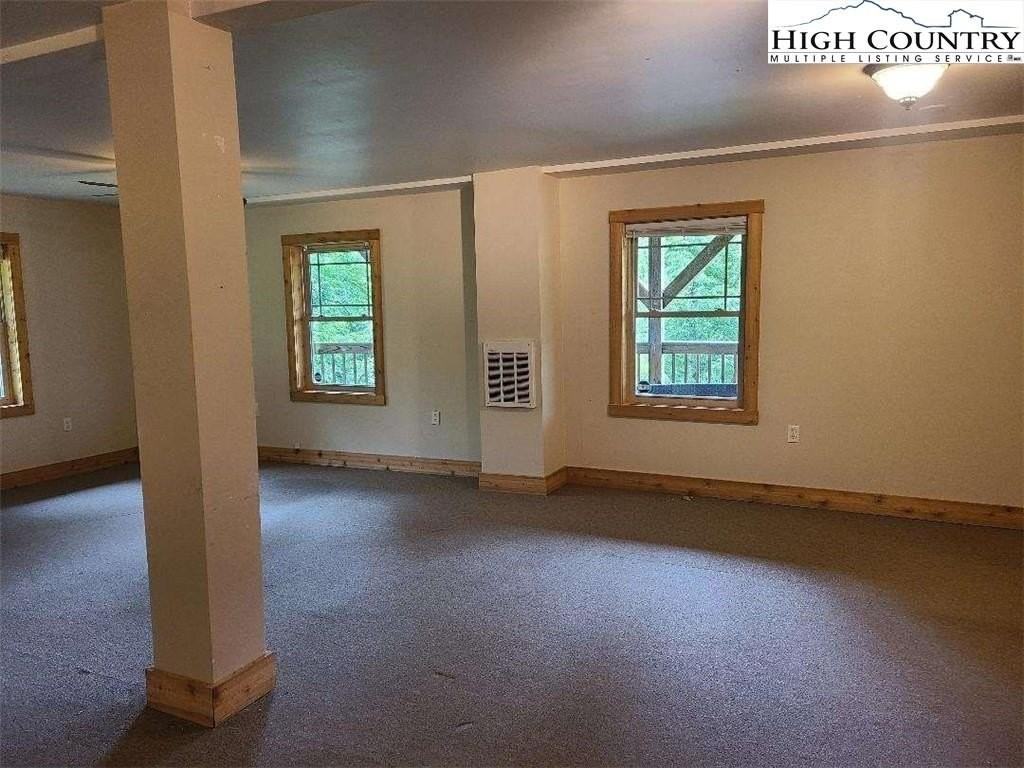 2780 Tynecastle Hwy - Photo 6 of 10