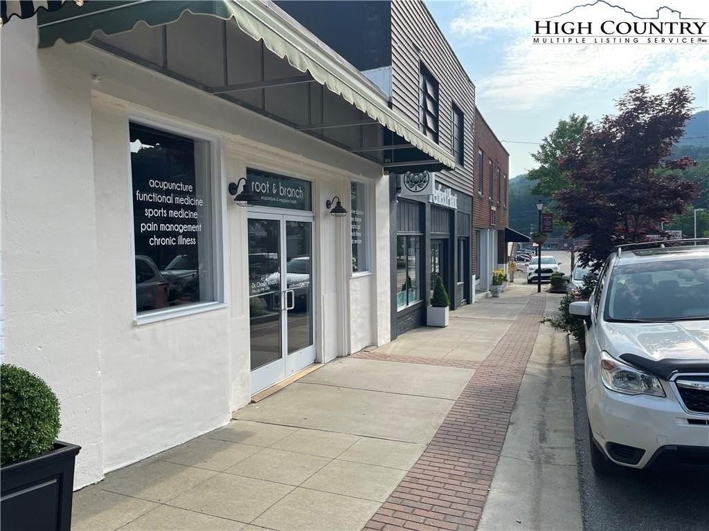 15 East 2nd Street - Photo 4 of 15