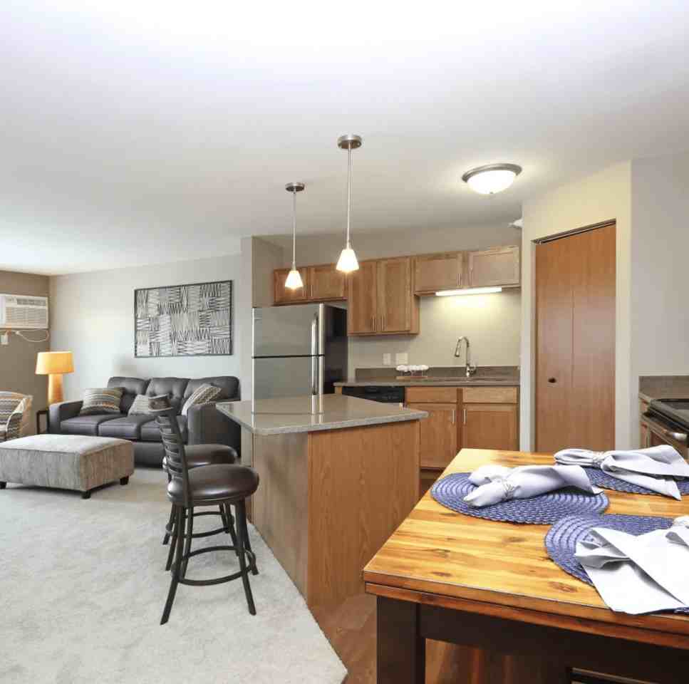 Parkview East - Photo 3 of 20