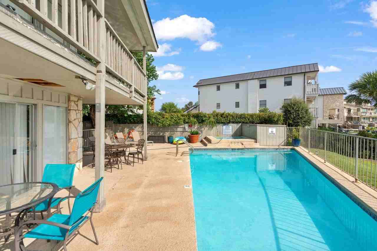 104 Cove E #106 - Photo 6 of 30