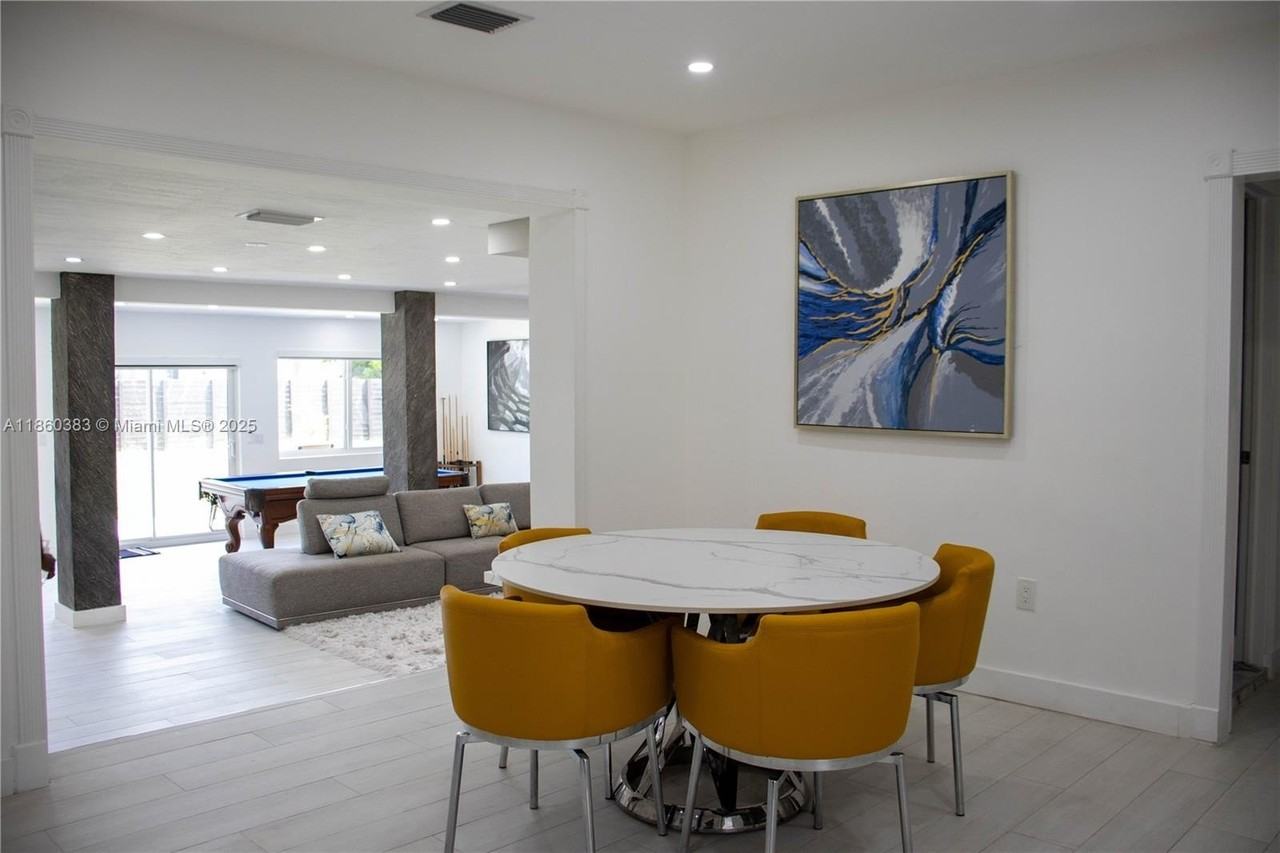 295 Ne 150th St #0 - Photo 3 of 39