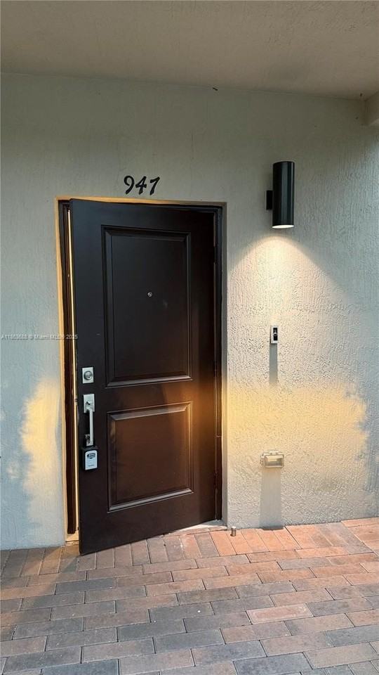 947 Northeast 211th Street #947 - Photo 3 of 45