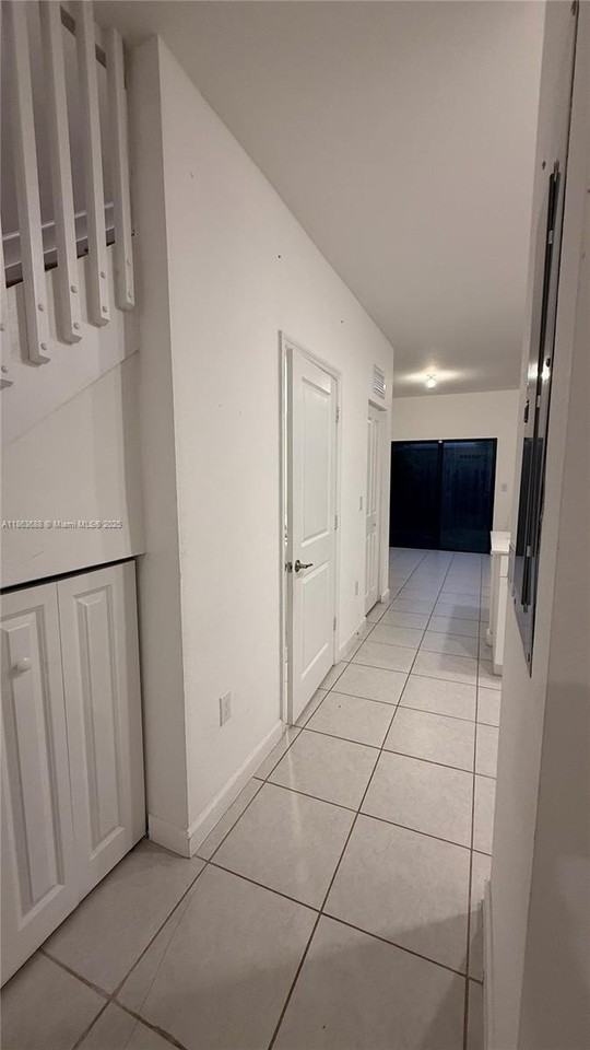 947 Northeast 211th Street #947 - Photo 7 of 45