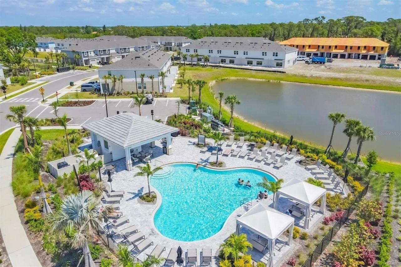 15032 Cuzcorro Ct - Photo 3 of 31