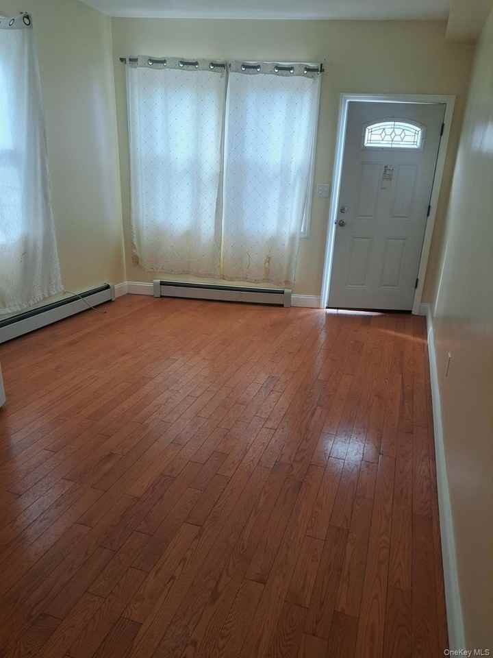 14612 Lakewood Ave - Photo 7 of 9