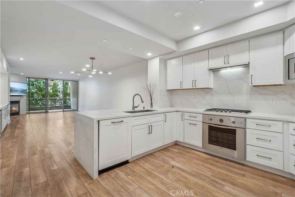 3032 Scholarship - Photo 3 of 24