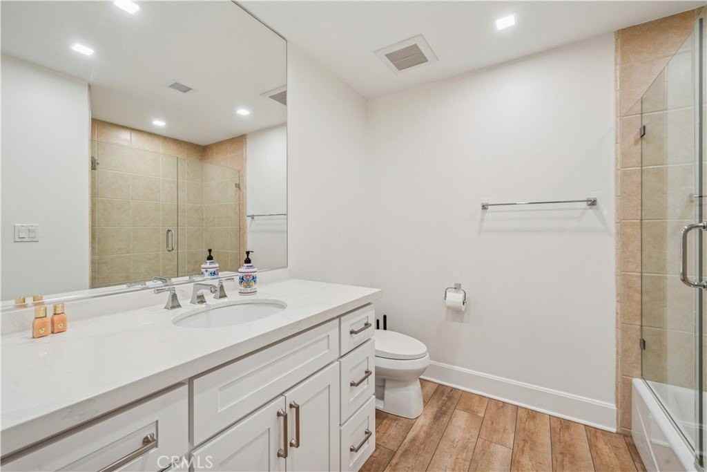 3032 Scholarship - Photo 7 of 24