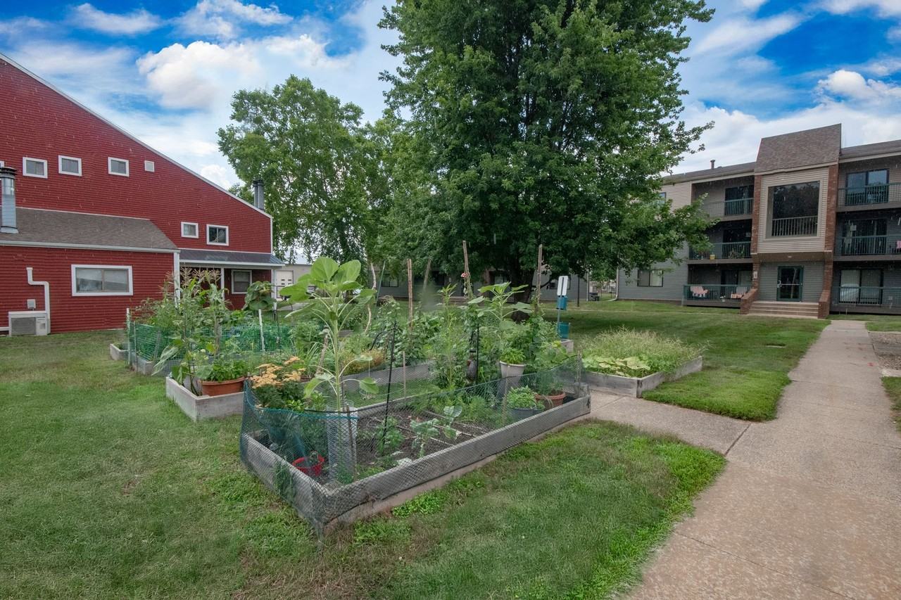 Stonegate Village by Royse + Brinkmeyer - Photo 6 of 50