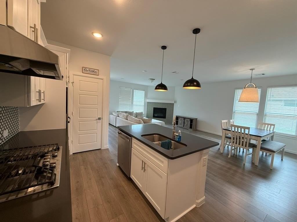 509 Ardsley Lane - Photo 4 of 24