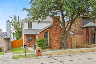 553 Valley View Dr - Photo 1 of 1