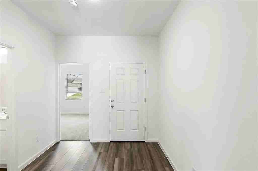 1834 Sandlin Dr - Photo 2 of 26