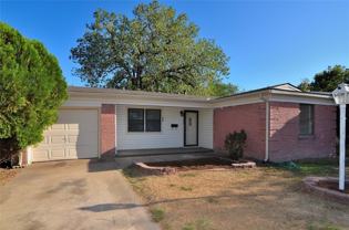 4524 Sherwood Dr - Photo 1 of 1