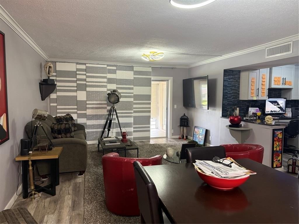 25 Se 13th St - Photo 4 of 8