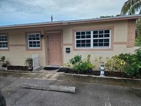 105 Se 15th St #B - Photo 1 of 1