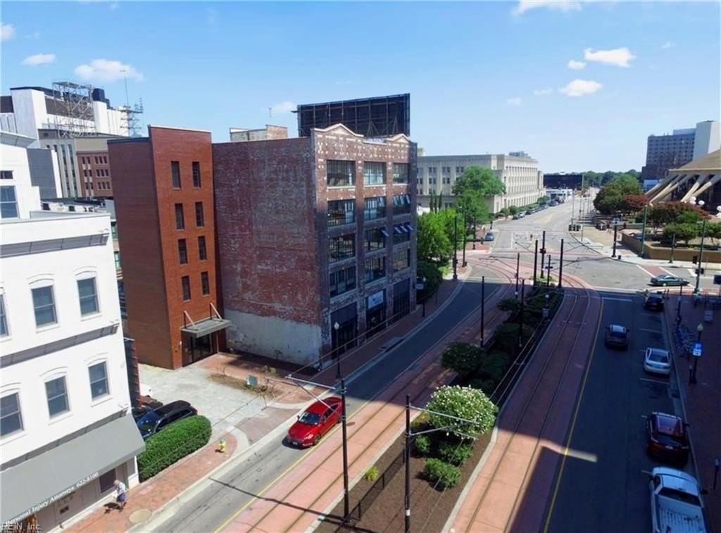 435 Monticello Ave #200C - Photo 2 of 11