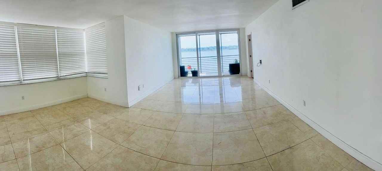 1175 Ne Miami Gardens Dr #301 - Photo 7 of 26