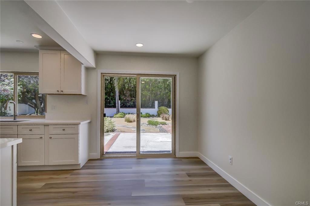 1302 Cadena - Photo 2 of 8