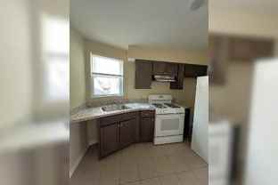 21 Bloomfield Ave - Photo 1 of 1