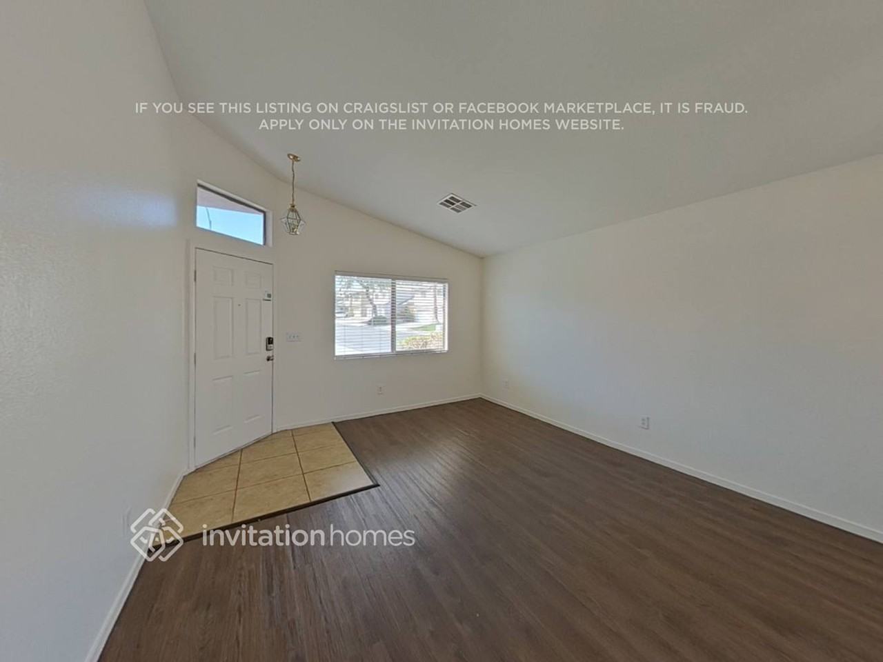 14 Amber Rock St - Photo 3 of 17