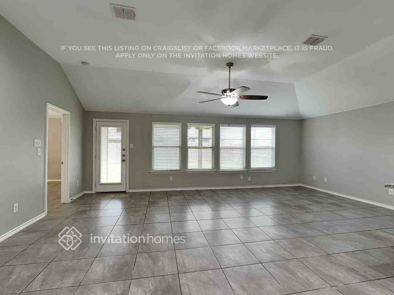 2516 Old Buck Dr - Photo 3 of 20
