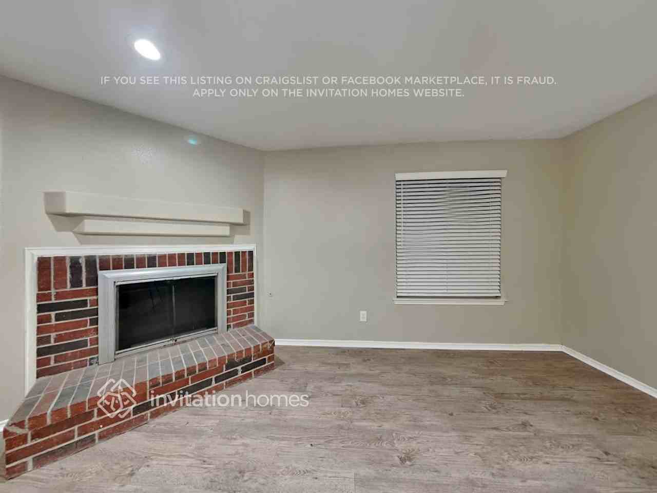 7215 Fossil Garden Dr - Photo 4 of 24