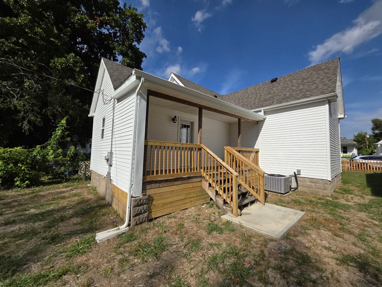 1725 N 9th St - Photo 2 of 11