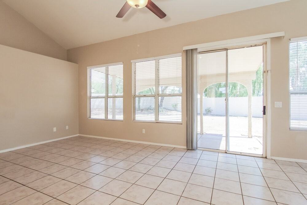 6782 W Tina Ln - Photo 7 of 17