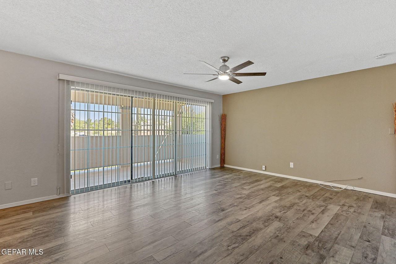 6264 Escondido Dr - Photo 2 of 18