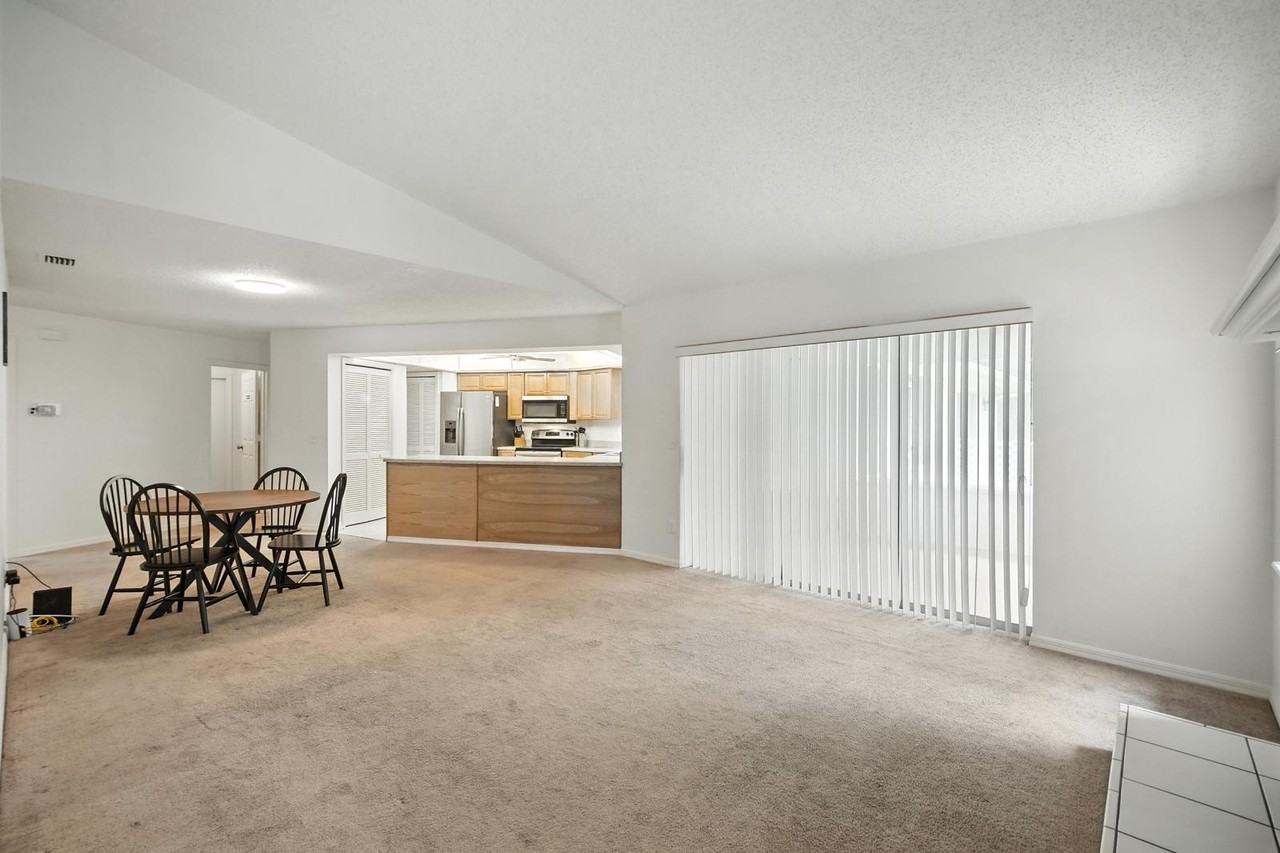 Walnut Pl - Photo 2 of 13