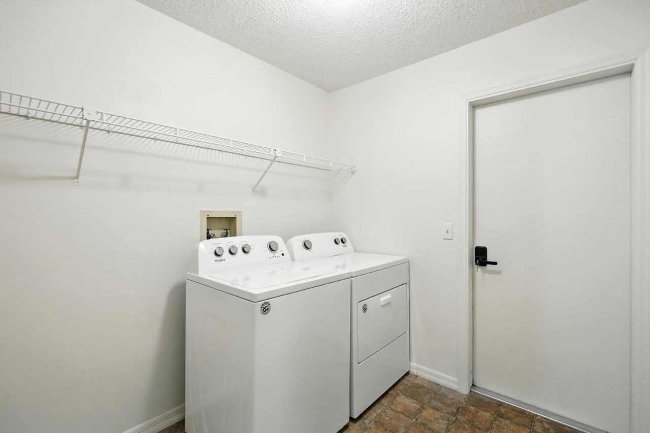 Walnut Pl - Photo 7 of 13