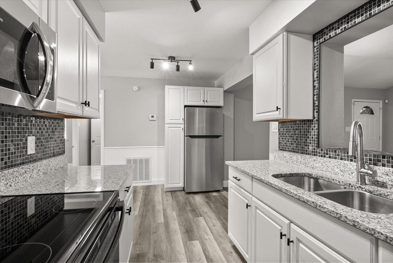 Dominico St - Photo 5 of 10